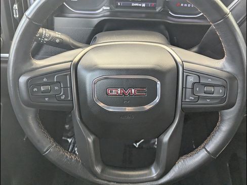 Used 2021 GMC Sierra 1500 AT4 w/ AT4 Preferred Package AWD/4WD image 27