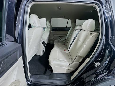 Used 2023 Volkswagen Atlas SE FWD image 24