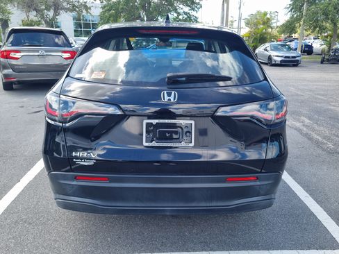 Used 2024 Honda HR-V LX image 9