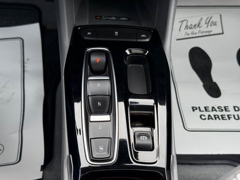 Used 2023 Chevrolet Bolt EUV Premier w/ Sun & Sound Package image 39