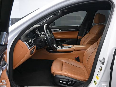 Used 2018 BMW 750i 750i 4D Sedan image 20