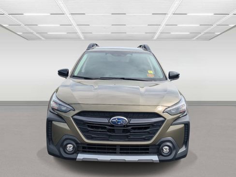 Certified 2025 Subaru Outback Limited AWD/4WD image 8