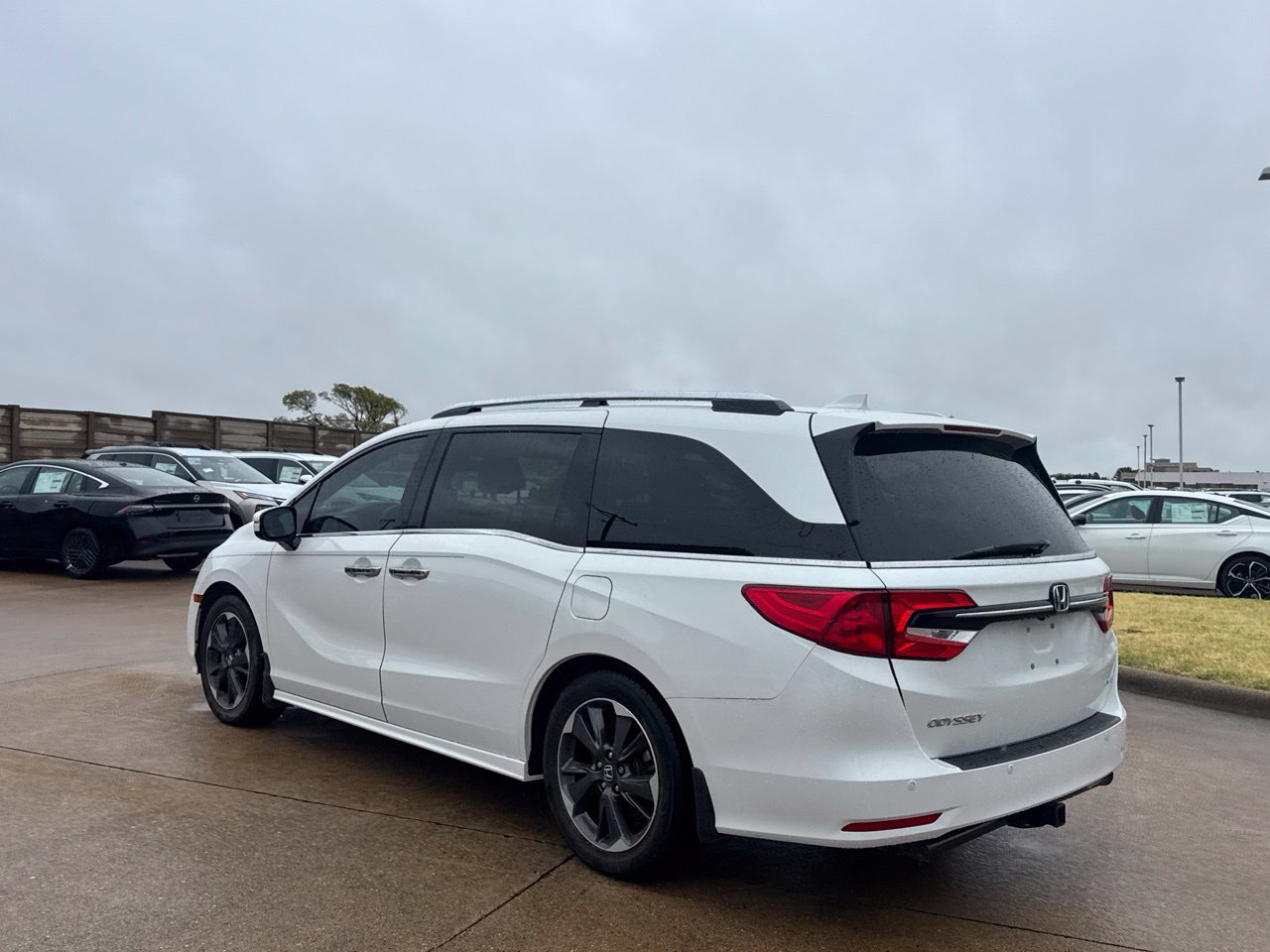 Used 2022 Honda Odyssey Elite image 16