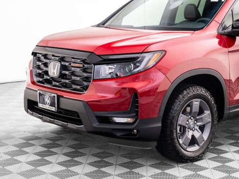 Used 2025 Honda Ridgeline TrailSport image 35