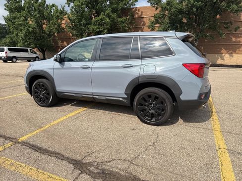 Used 2023 Honda Passport EX-L image 31