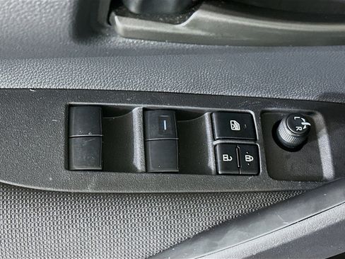 Used 2025 Toyota Corolla LE image 14