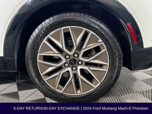 Used 2024 Ford Mustang Mach-E Premium image 36