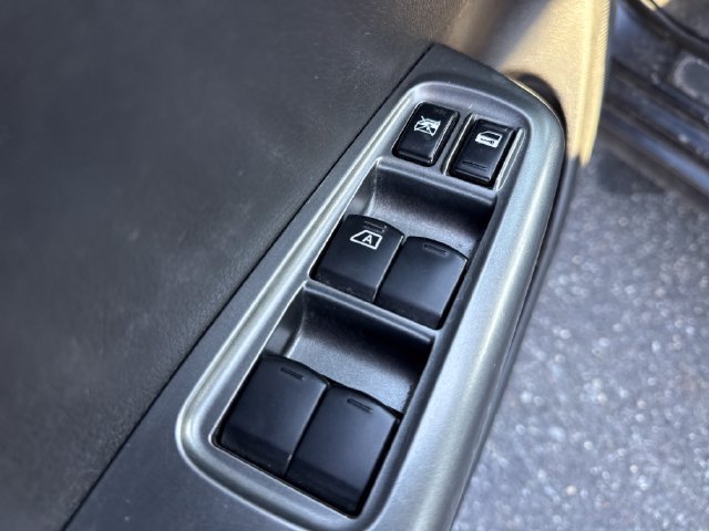 Used 2011 Subaru Impreza 2.5i Premium w/ PWR Moonroof Value Pkg AWD/4WD image 23