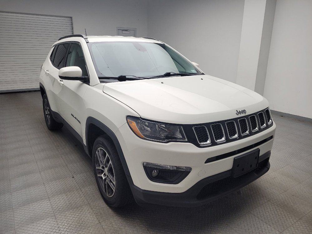 Used 2017 Jeep Compass Latitude w/ Popular Equipment Group AWD/4WD image 13