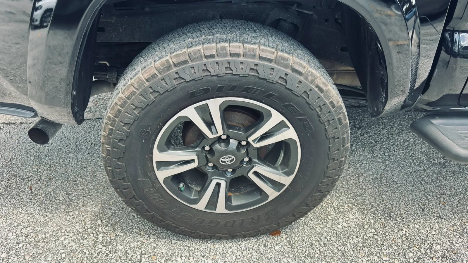Used 2018 Toyota Tacoma TRD Sport RWD image 23