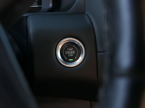 Used 2023 GMC Yukon Denali Ultimate image 14