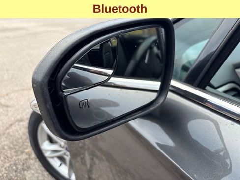 Used 2018 Ford Fusion SE image 8