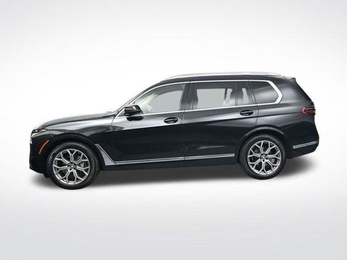 Used 2024 BMW X7 xDrive40i w/ Executive Package image 9