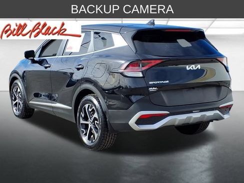 Used 2024 Kia Sportage EX image 3