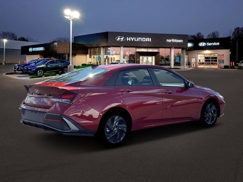 New 2026 Hyundai Elantra Sport image 8