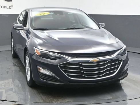 Used 2025 Chevrolet Malibu LT FWD image 50
