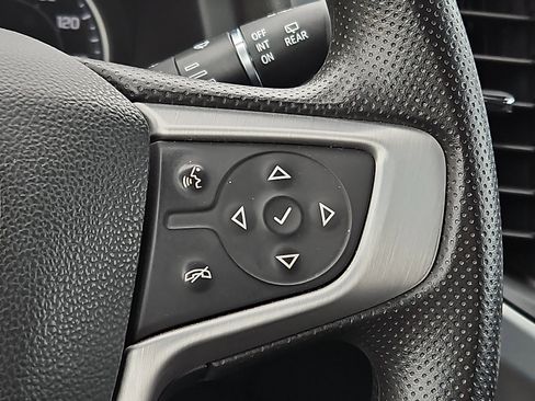 Used 2021 GMC Acadia SLE w/ Driver Convenience Package image 21