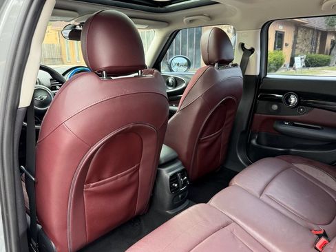 Used 2016 MINI Cooper Clubman FWD image 14