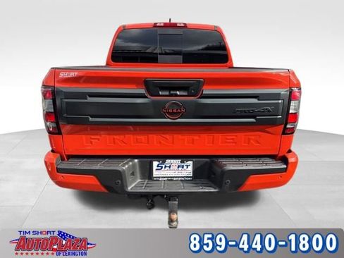 Used 2025 Nissan Frontier PRO-4X AWD/4WD image 5
