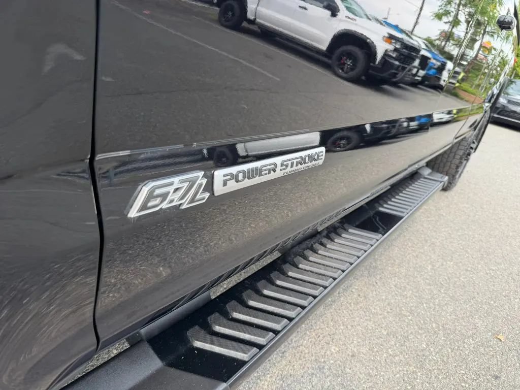 Used 2021 Ford F350 Lariat AWD/4WD image 12