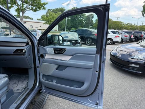 Used 2019 Lincoln Navigator Black Label AWD/4WD image 30