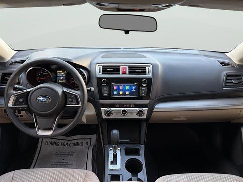 Used 2018 Subaru Outback 2.5i AWD/4WD image 17
