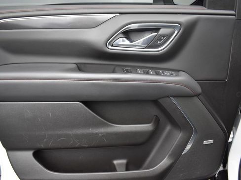 Used 2021 Chevrolet Tahoe RST w/ Luxury Package image 12