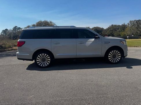 Used 2020 Lincoln Navigator L Reserve w/ Luxury Package image 6