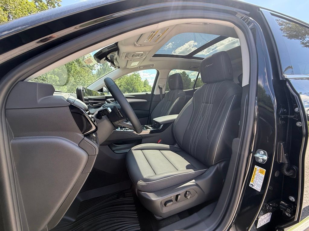 New 2026 Buick Envision Avenir AWD/4WD image 5