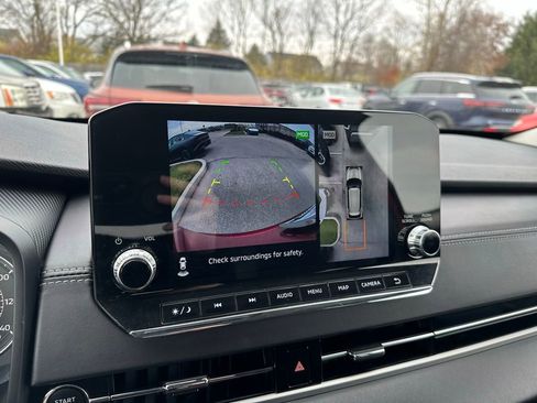 Used 2024 Mitsubishi Outlander SE image 23