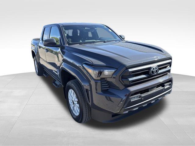 Used 2024 Toyota Tacoma SR5 w/ SR5 Upgrade Package AWD/4WD image 7