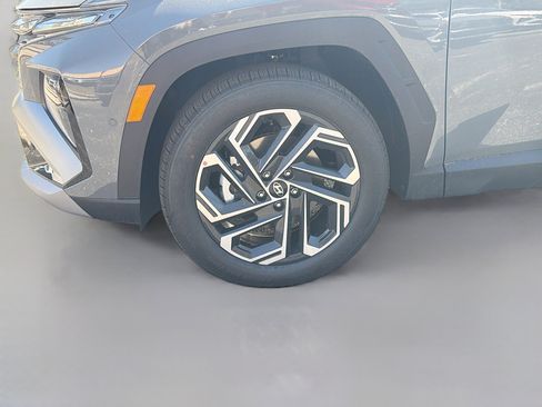 New 2026 Hyundai Tucson Limited image 41