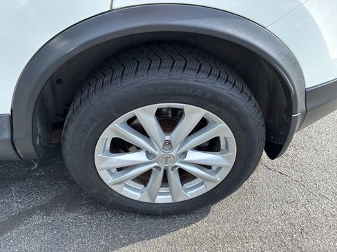 Used 2017 Nissan Rogue Sport SV w/ SV Premium Package AWD/4WD image 12