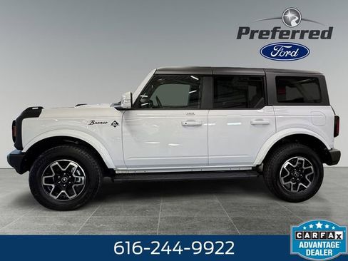 Used 2023 Ford Bronco Outer Banks image 9