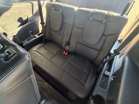 Used 2024 Ford Explorer ST-Line w/ Class IV Trailer Tow Package image 23