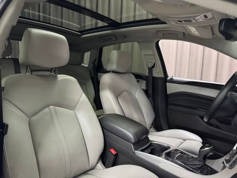 Used 2015 Cadillac SRX Performance w/ Driver Awareness Package FWD image 11