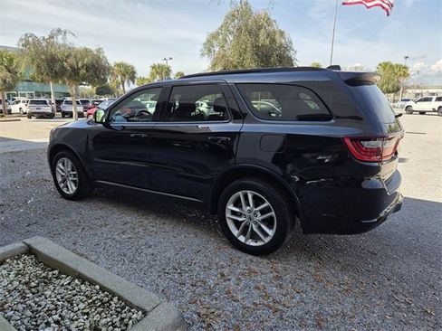 Used 2024 Dodge Durango GT image 11