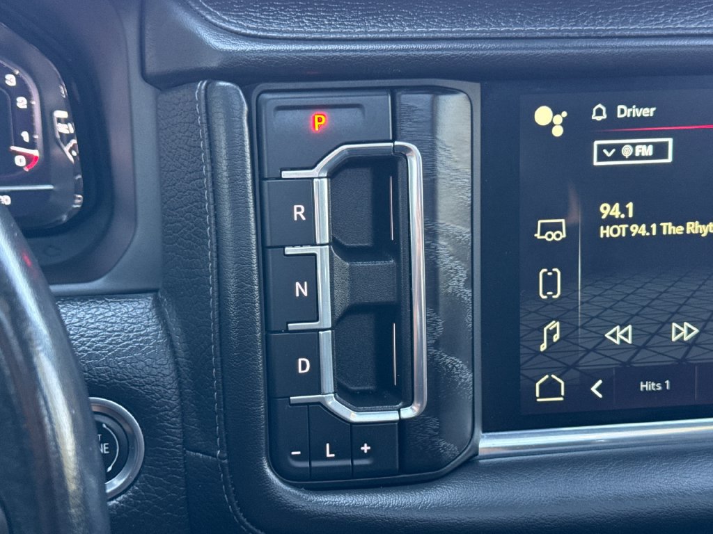 Used 2022 GMC Yukon Denali RWD image 25