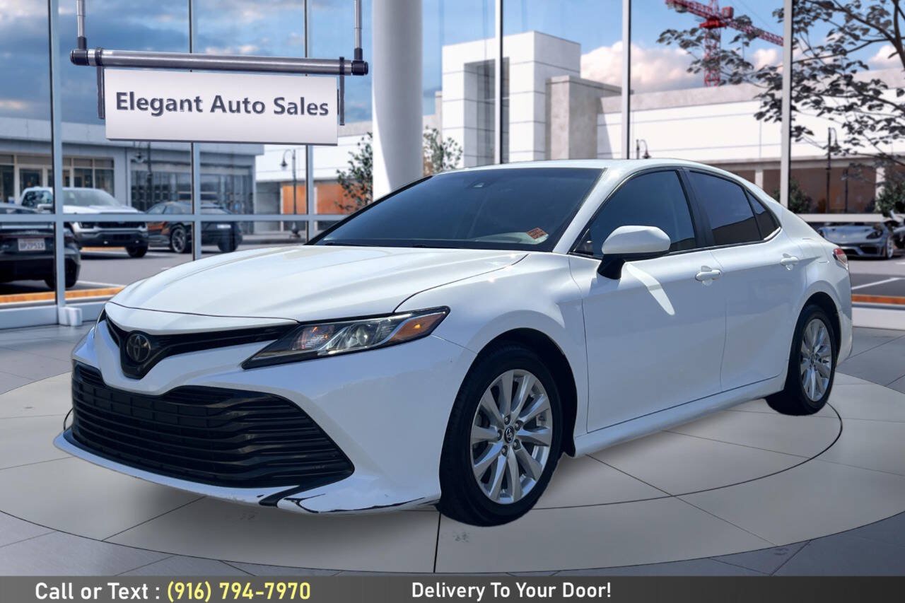 Used 2018 Toyota Camry LE FWD image 9