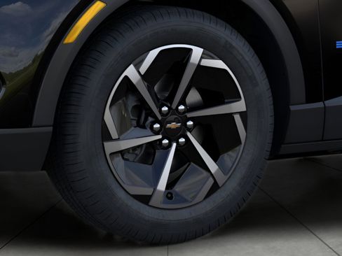 New 2026 Chevrolet Equinox EV LT image 9