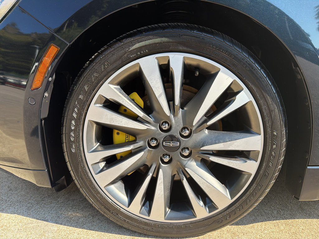 Used 2020 Lincoln MKZ Reserve w/ Elements Package AWD/4WD image 8