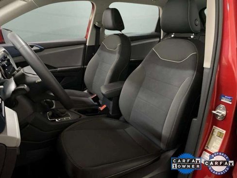 Used 2024 Volkswagen Taos SE image 68