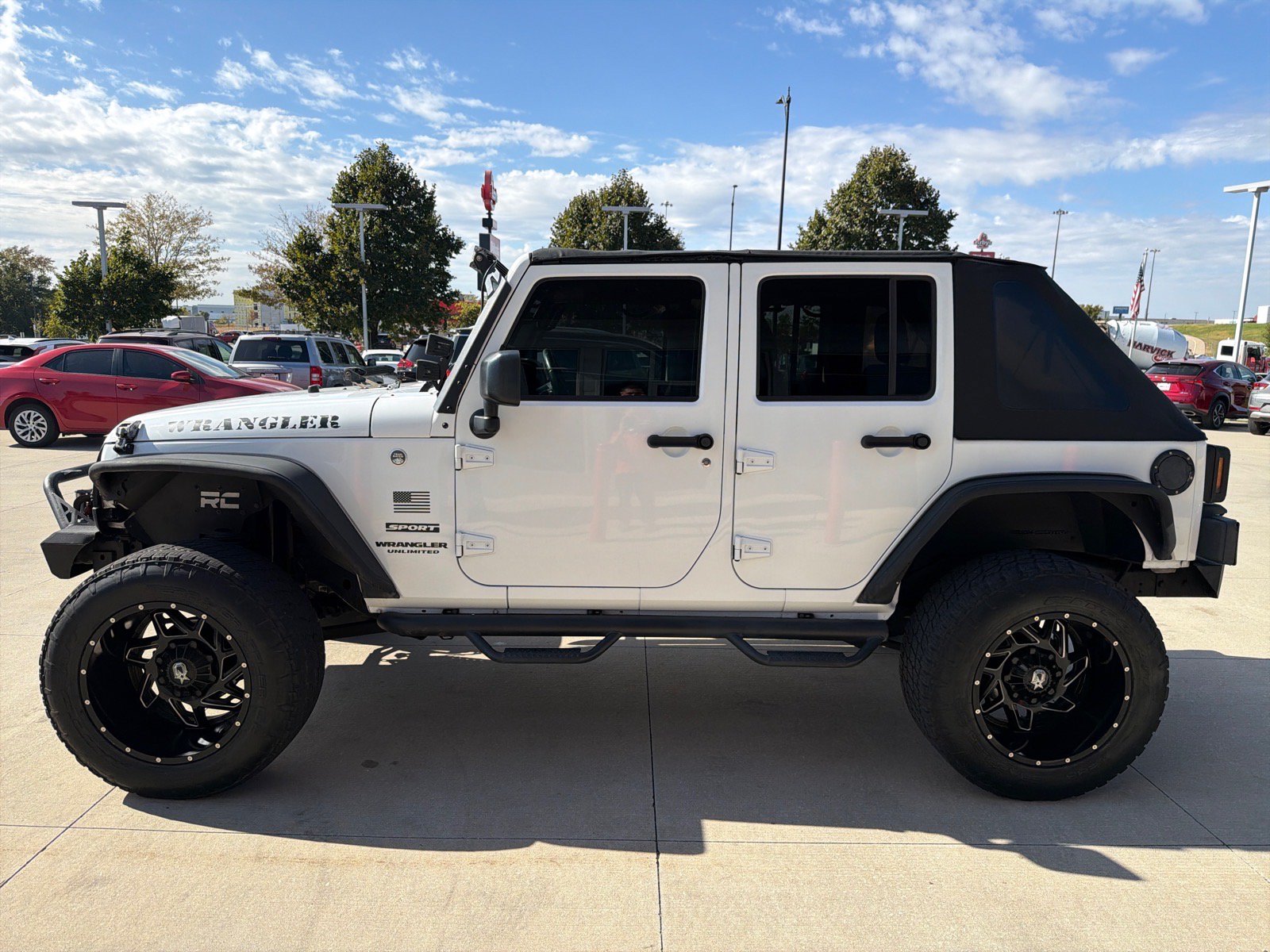 Used 2017 Jeep Wrangler Unlimited Sport w/ Quick Order Package 24S AWD/4WD image 5