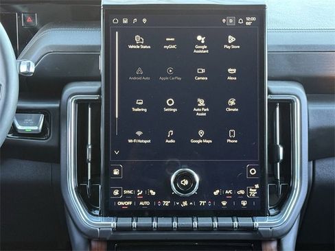 Used 2025 GMC Yukon XL Denali image 18