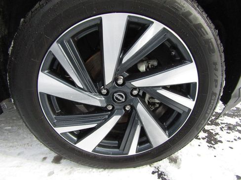 Used 2024 Nissan Murano SL image 37