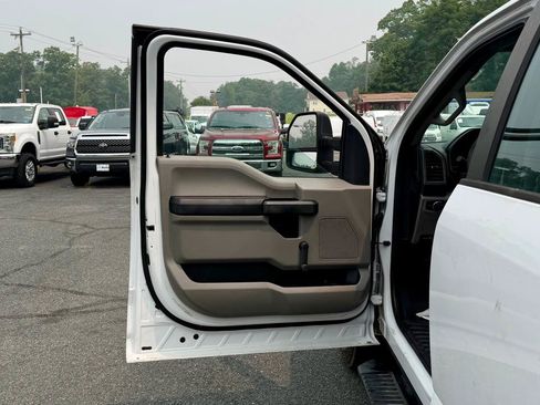 Used 2019 Ford F250 XL RWD image 12