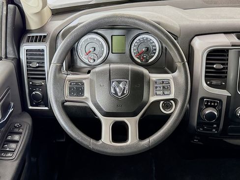 Used 2022 RAM 1500 Classic SLT image 14