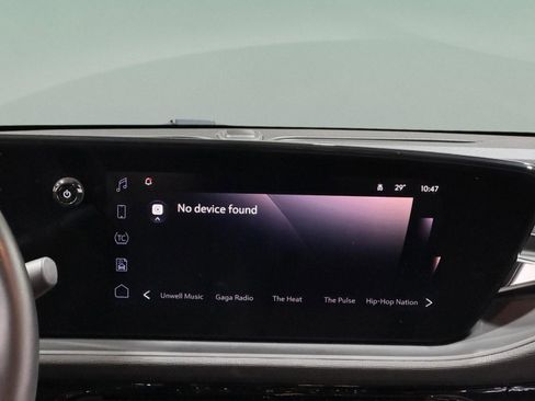 Used 2024 Buick Envista Sport Touring w/ Convenience I Package image 13