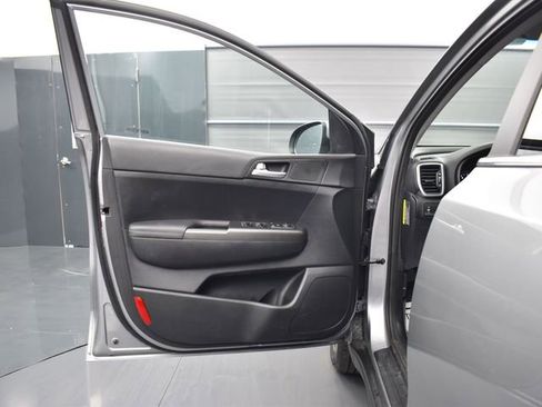 Used 2022 Kia Sportage LX FWD image 10