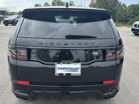 Used 2023 Land Rover Discovery Sport SE R-Dynamic image 9